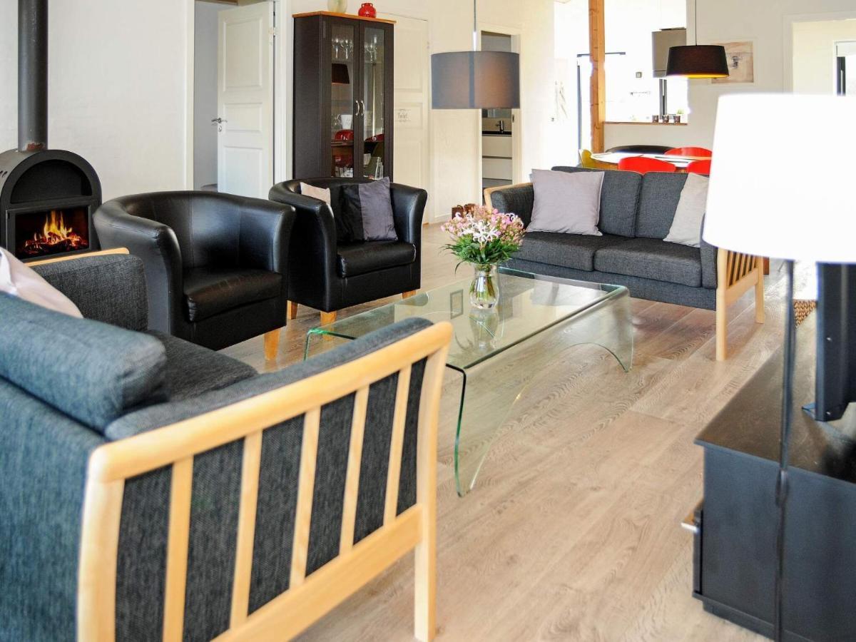 8 Person Holiday Home In Ansager Exterior foto